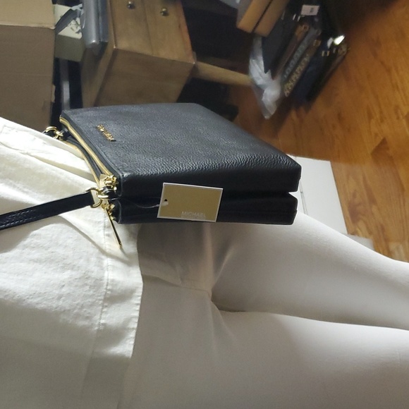 NWT Michael Kors JET SET TRAVEL Double Gusset Crossbody Pebble BLACK -Firm Price - Picture 7 of 15